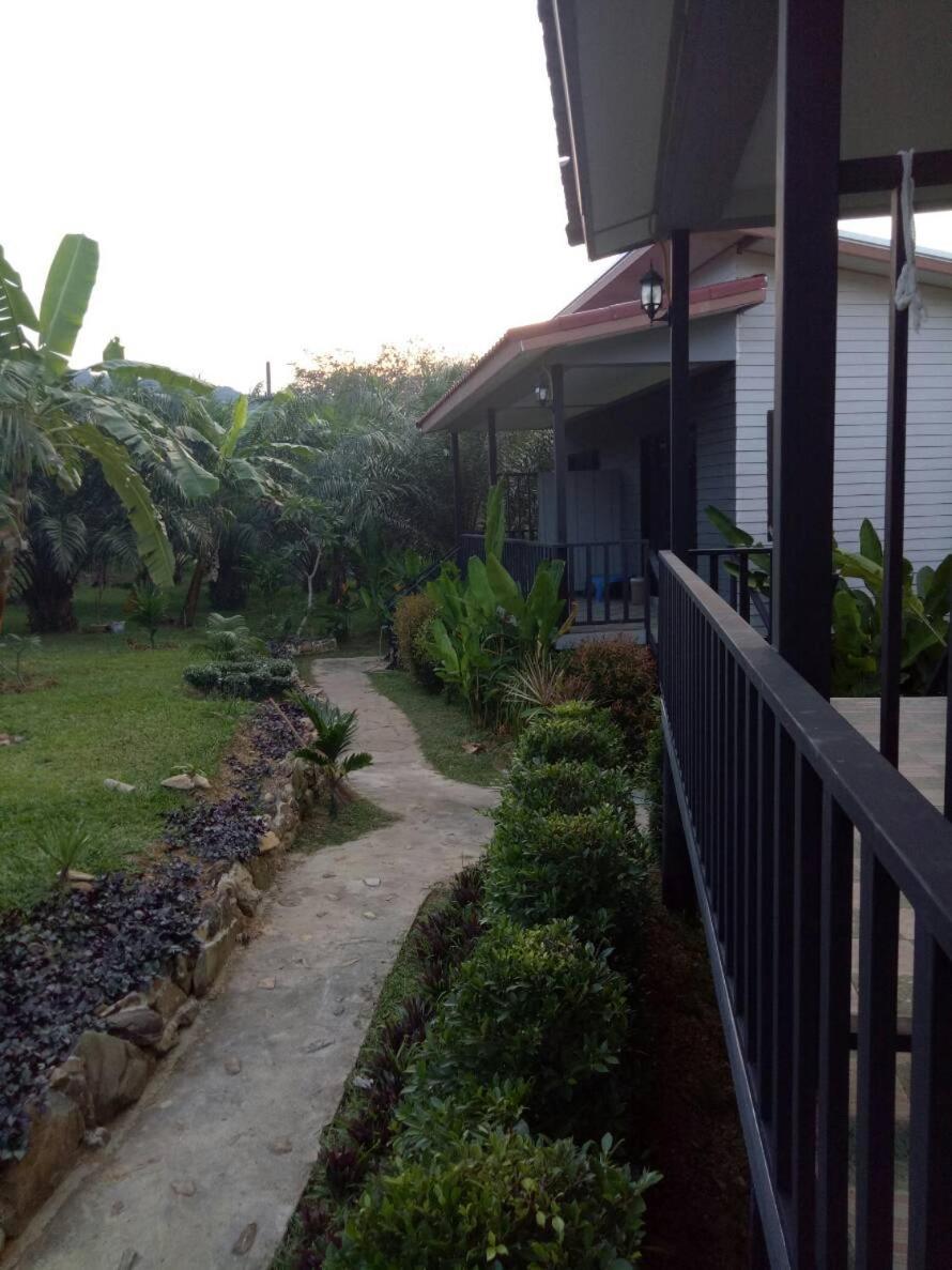 Baan Reenaa Lanta Koh Lanta Exterior foto